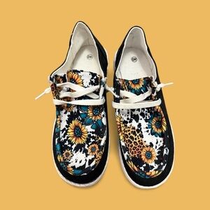 Women’s Sunflower Leopard Print Slip-On Shoes Size 9 Casual Sneakers